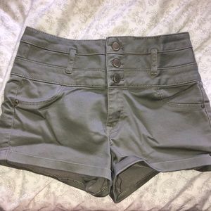 Dark Green Highwaisted Shorts
